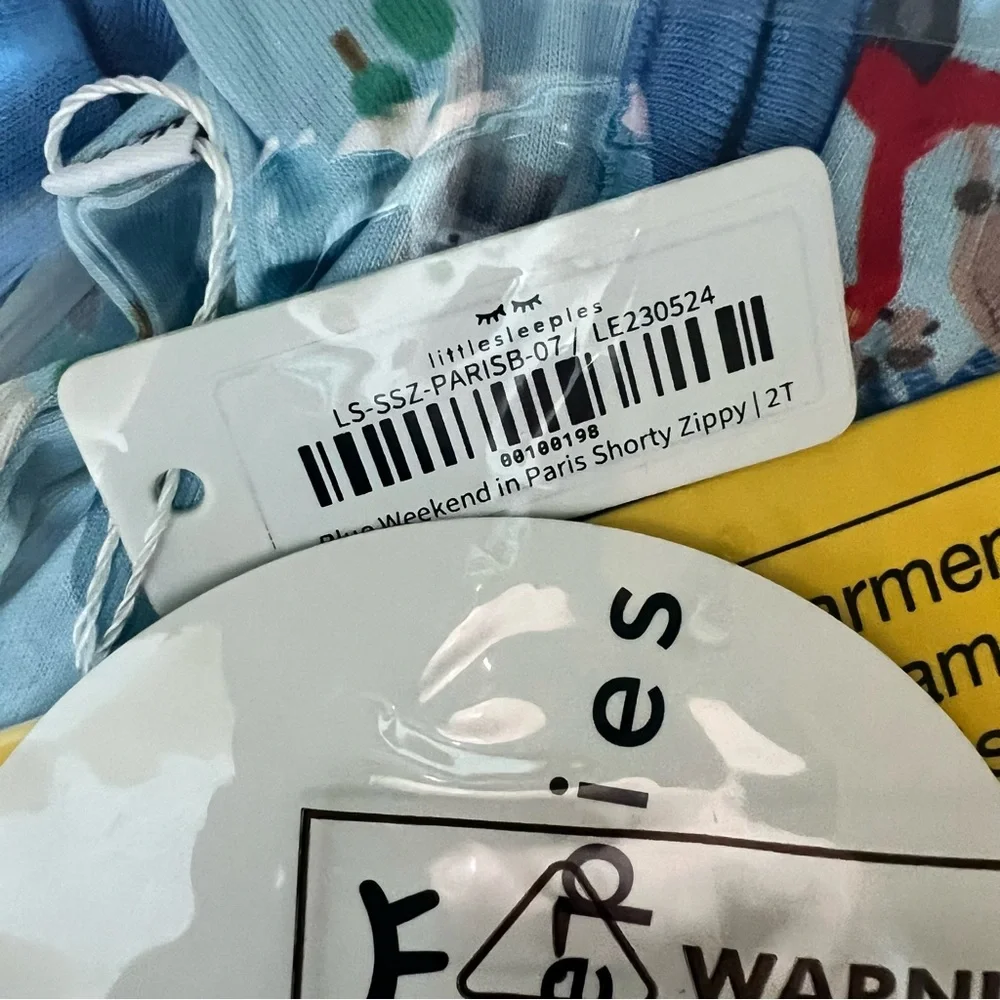 Little Sleepies Weekend in Paris Shorty Zippy - Picture 6 of 6